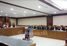 Nur Alam Didakwa Memperkaya Diri Hingga Rp2,7 Miliar Nur Alam Didakwa Memperkarya Diri Hingga Rp2,7 Miliar