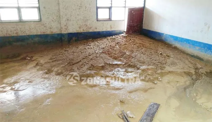 Ruang Kelas Tergenang Lumpur, SDN 1 Besu Diliburkan