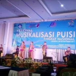 SMANSA Kendari Raih Juara 1 Lomba Musikalisasi Puisi Nasional SMANSA Kendari Raih Juara 1 Lomba Musikalisasi Puisi Nasional
