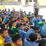 Puluhan Pelajar di Konsel Kedapatan Mengisap Rokok dari Fitting Lampu Puluhan Pelajar di Konsel Kedapatan Mengisap Rokok dari Fitting Lampu