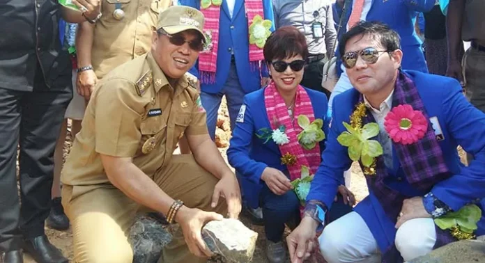 Pemkab Konut Lakukan Peletakan Batu Pertama Pembangunan Kolam Bibit Udang