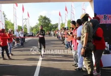 Pelari Asal Kupang dan Makassar Juarai Beach Run Wakatobi Pelari Asal Kupang dan Makassar Juarai Beach Run Wakatobi