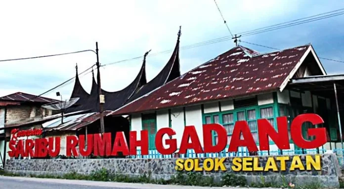 Festival Saribu Rumah Gadang