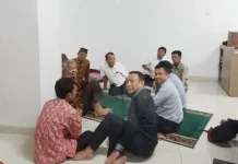 Usai Sidang, Nur Alam Santai di Mushola PN Jakpus Usai Sidang, Nur Alam Santai di Mushola PN Jakpusam Santai di Mushola PN Jakpus
