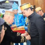 ADP Dikukuhkan Sebagai Anakia Pombodisino Lipu Wuta I Kandari ADP Dikukuhkan Sebagai Anakia Pombodisino Lipu Wuta I Kandari