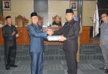 R-APBD Konsel Tahun 2018 Diserahkan ke DPRD, Berikut Riciannya R-APBD Konsel Tahun 2018 Diserahkan ke DPRD, Berikut Riciannya