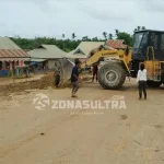 Lumpur Dibersihkan, Murid SD 1 Besu Kembali ke Sekolah Lumpur Dibersihkan, Murid SD 1 Besu Kembali ke Sekolah