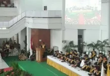 994 Mahasiswa UHO Resmi Diwisuda 994 Mahasiswa UHO Resmi Diwisuda