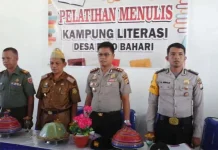 Bhabinkamtibmas dan Babinsa di Buton, Gelar Lomba Menulis Kampung Literasi Bhabinkamtibmas dan Babinsa di Buton, Gelar Lomba Menulis Kampung Literasi