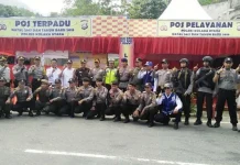 Pastikan Kesiapan Personel, Kapolres Kolut Pantau Pos Pengamanan Natal dan Tahun Baru Pastikan Kesiapan Personel, Kapolres Kolut Pantau Pos Pengamanan Natal dan Tahun Baru