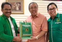 Bangun Komitmen Kebersamaan, PPP Resmi Beri SK Rekomendasi Asrun-Hugua Bangun Komitmen Kebersamaan, PPP Resmi Beri SK Rekomendasi Asrun-Hugua