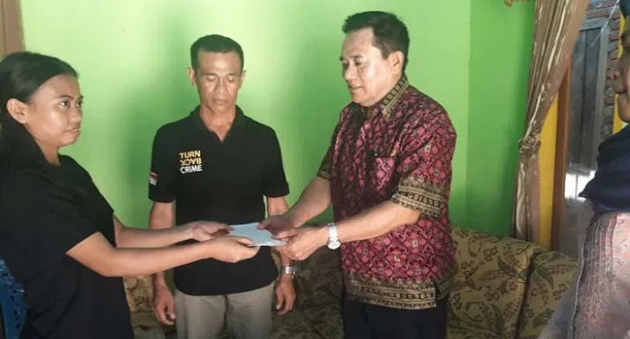 LP3TKI Sultra Beri Santunan Uang Duka Untuk Ahli Waris TKI Konawe