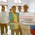 PT Antam Bantu 45 Unit Mesin Kapal bagi Nelayan di Pomalaa PT Antam Bantu 45 Unit Mesin Kapal bagi Nelayan di Pomalaa
