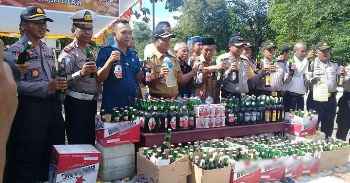 Polres Buton Musnakan 4 Ton Miras Hasil Cipkon 2017