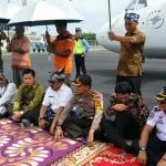 Terbang Perdana Kendari-Wakatobi, Garuda Bisa Tingkatkan Kunjungan Wisatawan Terbang Perdana Kendari-Wakatobi, Garuda Bisa Tingkatkan Kunjungan Wisatawan