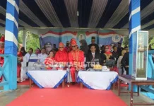 Unik, Semua Peserta HUT Bombana ke-14 Pakai Baju Adat Moronene Unik, Semua Peserta HUT Bombana ke-14 Pakai Baju Adat Moronene