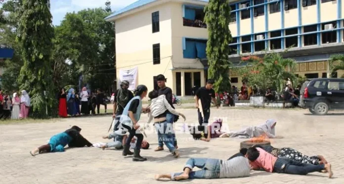 Bela Palestina, Mahasiswa IAIN Kendari Gelar Aksi Teaterikal