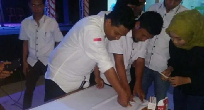 Komitmen Menangkan Asrun-Hugua, Kopi Surga Beri Jempol Darah