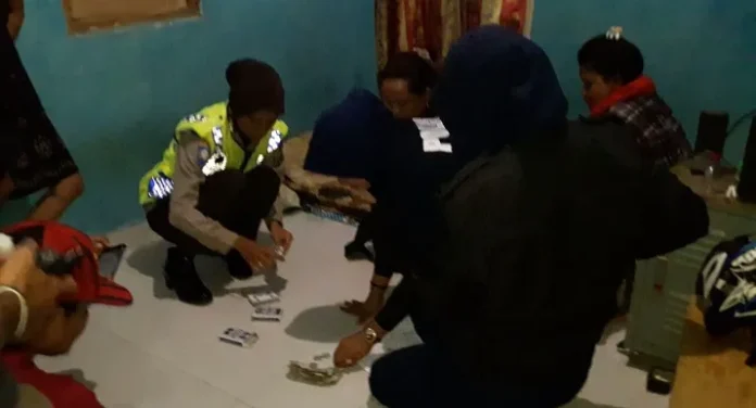 Polres Muna Tangkap 4 Penjudi, Tiga Diantaranya Perempuan