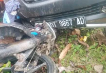 Ban Pecah, Mobil Pick Up Tabrak Motor di Muna. Penumpangnya Tewas Ban Pecah, Mobil Pick Up Tabrak Motor di Muna. Penumpangnya Tewas
