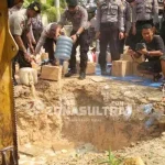 Polres Kendari Musnahkan 671 Liter Kameko dan 175 Liter Pongasi Polres Kendari Musnahkan 671 Liter Kameko dan 175 Liter Pongasi