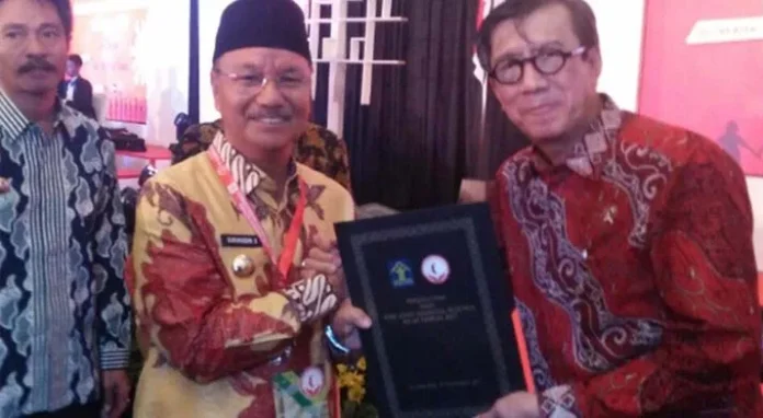 Konsel Raih Penghargaan sebagai Kabupaten Peduli HAM dari Presiden Jokowi