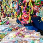 Pedagang Terompet dan Petasan Menjamur, Pembeli Berkurang di Kendari Pedagang Terompet dan Petasan Menjamur, Pembeli Berkurang di Kendari