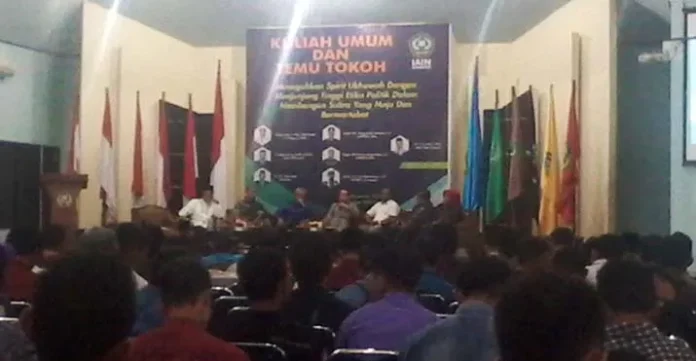 Bangun Politik Beretika, Sejumlah Tokoh Bertemu Mahasiswa IAIN Kendari