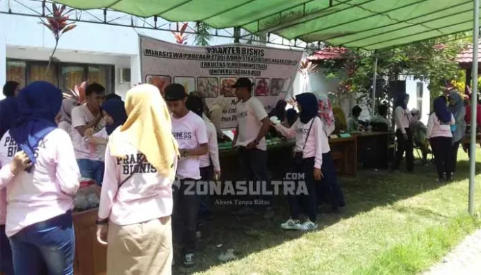 Begini Cara Mahasiswa Administrasi UHO Permantap Jiwa Berwirausaha