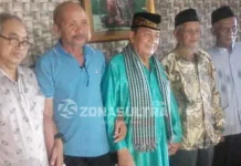 Tokoh Masyarakat Sultra Deklarasi Dukung La Ode Ida-Tina Nur Alam Tokoh Masyarakat Sultra Deklarasi Dukung La Ode Ida-Tina Nur Alam