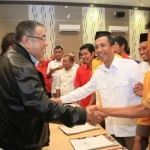 Lima Parpol Teken Pakta Integritas Menangkan Asrun-Hugua Lima Parpol Teken Pakta Integritas Menangkan Asrun-Hugua