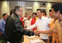 Lima Parpol Teken Pakta Integritas Menangkan Asrun-Hugua Lima Parpol Teken Pakta Integritas Menangkan Asrun-Hugua