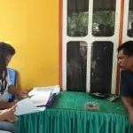 Atasi Data Pemilih, Petugas Coklit Datangi Pulau Kecil di Konut-640×360