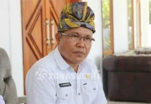 Masyarakat Pulau Binongko Belum Bisa Nikmati Listrik 24 Jam Kepala Dinas Pekerjan Umum (PU) Kabupaten Wakatobi, Kamaruddin