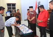 Koalisi Parpol Pendukung Asrun-Hugua Butur Target 60 Persen Kemenangan Koalisi Parpol Pendukung Asrun-Hugua Butur Target 60 Persen Kemenangan