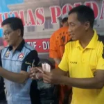 Bayar PSK Pakai Uang Palsu, Calon Guru Bahasa Ini Ditangkap Polisi Bayar PSK Pakai Uang Palsu, Calon Guru Bahasa Ini Ditangkap Polisi