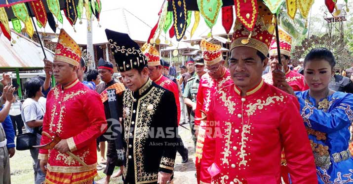 Arisan Keluarga Asowowo, Sejarah Terbentuknya Kabupaten Konut