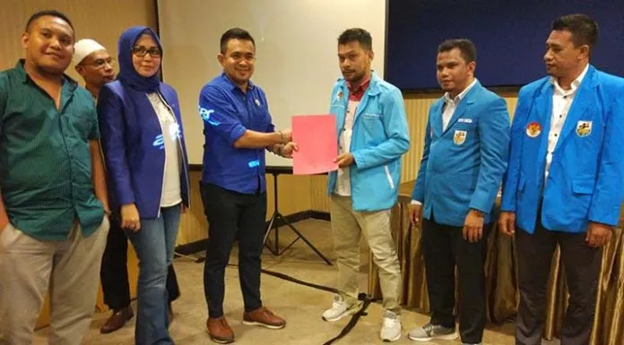 knpi_sultra Umar Bonte Tetapkan Ketua Harian dan Dua Karetaker Ketua KNPI di Daerah