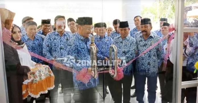 Bupati Konsel Resmikan Gedung Pelayanan Administrasi Kependudukan