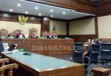 Kasus Nur Alam, Hakim Periksa Saksi yang Mengurus Surat-Surat PT AHB Kasus Nur Alam, Hakim Periksa Saksi yang Mengurus Surat-Surat PT AHB