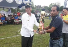 Jelang Porprov, PSSI Buton Seleksi Tim Sepakbola Lewat Bupati Cup Jelang Porprov, PSSI Buton Seleksi Tim Sepakbola Lewat Bupati Cup