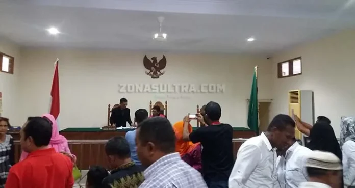 Kejari Muna Tak Hadir, Praperadilan Ratna Ningsih Ditunda