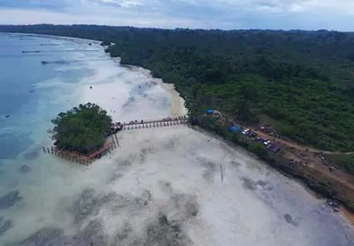 Pesona Pulau Kondo, Serpihan Surga di Bombana