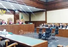 Sidang Nur Alam, JPU Cecar Widdi Aswindi Soal PT Billy Sidang Nur Alam, JPU Cecar Widdi Aswindi Soal PT Billy