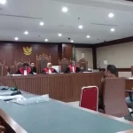 Diperiksa Sebagai Saksi Nur Alam, Rido Insana Mengaku BMW Z4 Adalah Miliknya Diperiksa Sebagai Saksi Nur Alam, Rido Insana Mengaku BMW Z4 Adalah Miliknya