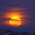Dua Syarat Alam agar Bisa Saksikan Gerhana Bulan Secara Sempurna supermoon sultra