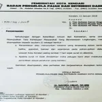 Pemkot Kendari Desak Timses Cagub Sultra Turunkan Baliho yang Terpasang di Pohon Pemkot Kendari Desak Timses Cagub Sultra Turunkan Baliho yang Terpasang di Pohon