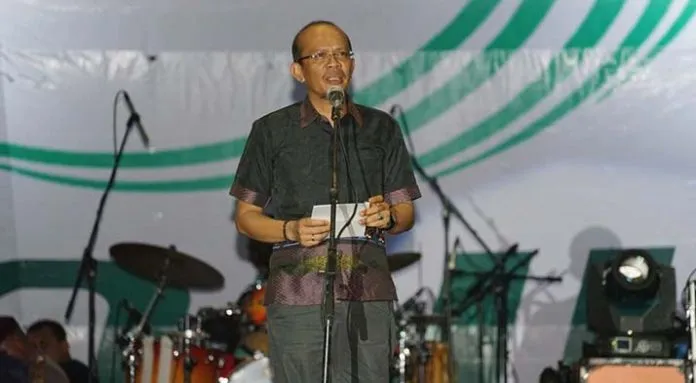 Bupati Bombana Tafdil