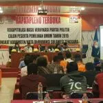 16 Partai Politik di Sultra Dinyatakan Memenuhi Syarat 16 Partai Politik di Sultra Dinyatakan Memenuhi Syarat