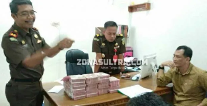 Kejari Konawe Sita Uang Rp 1,7 Miliar Milik Sekda dan Bendahara Dikbud